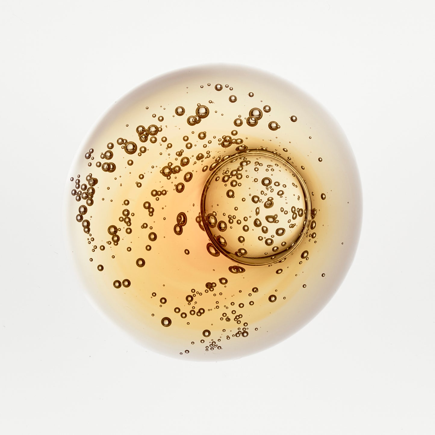 Perfekcyjny rozświetlający i antyoksydacyjny duet do twarzy